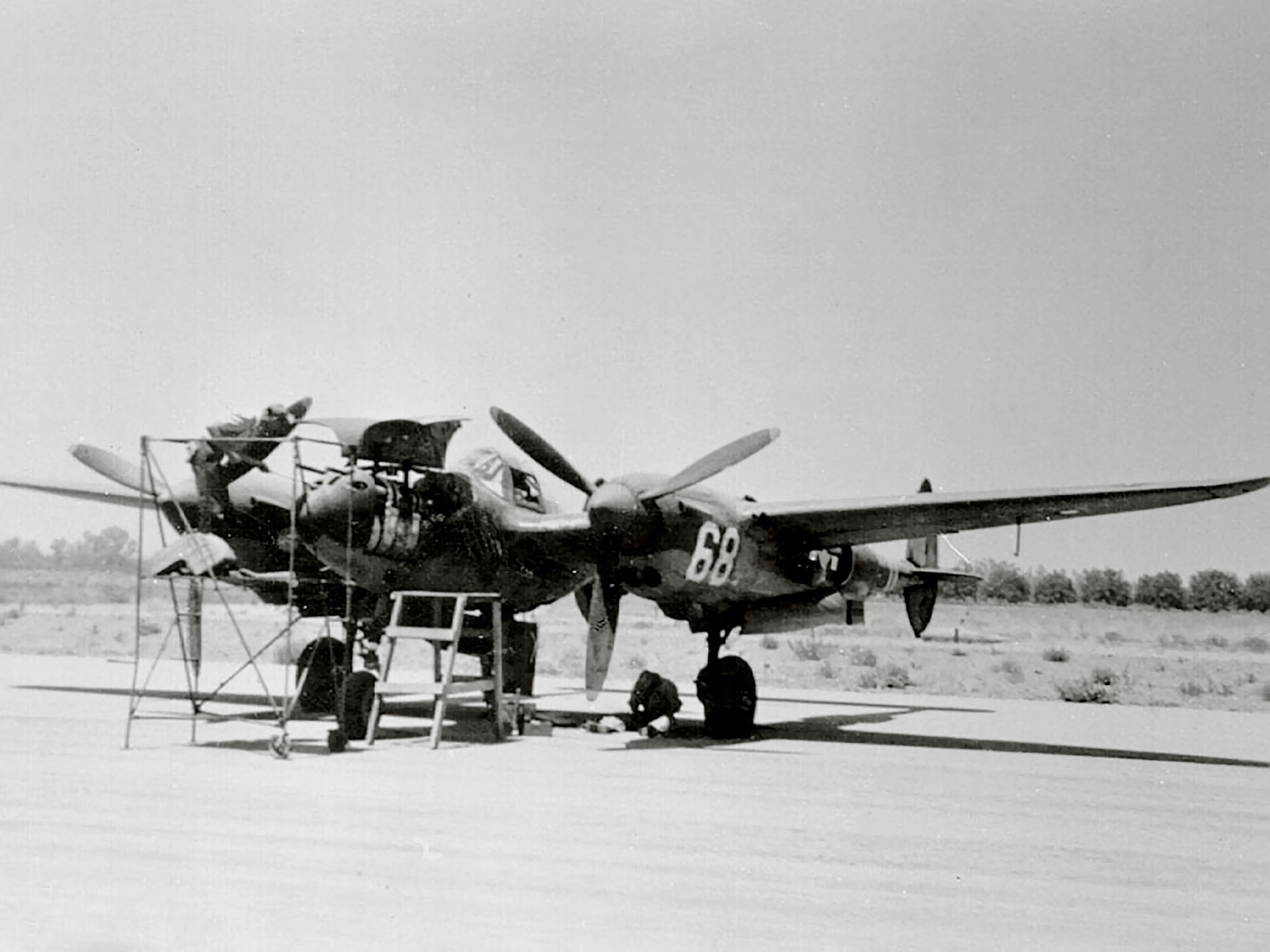 Lockheed P-38H Lightning 8AF 364FG under going routine maintenance Engalnd 01