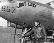 Asisbiz 44 23657 P-38J Lightning 9AF 367FG394FS 4NW Just Lazy 1LT Ross P Lezie at Clastres A 71 France 14th Oct 1944 01