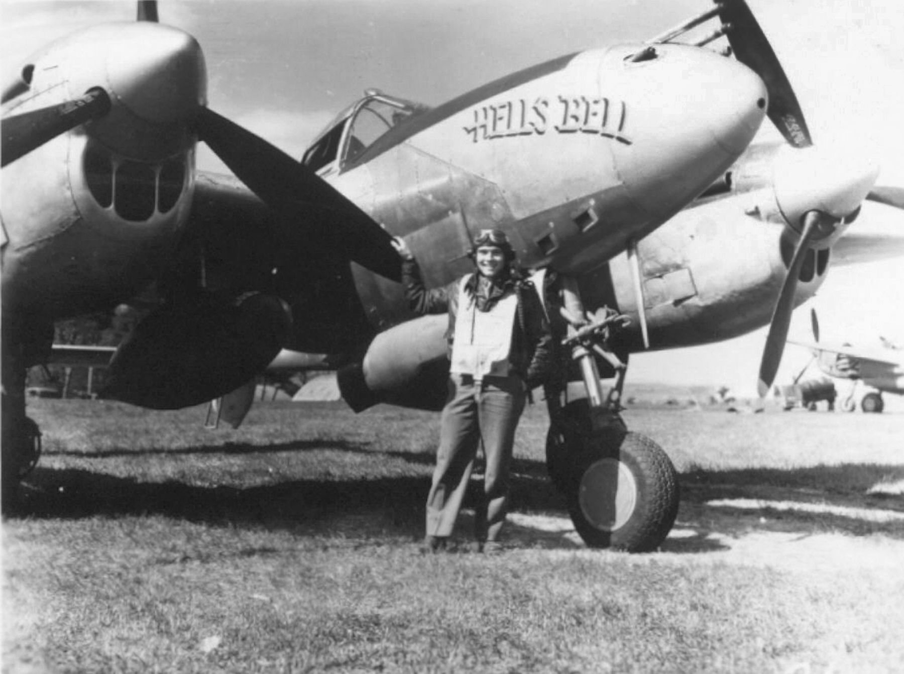 Lockheed P-38J Lightning 9AF 474FG430FS Hells Bell Lt Jack Messinger