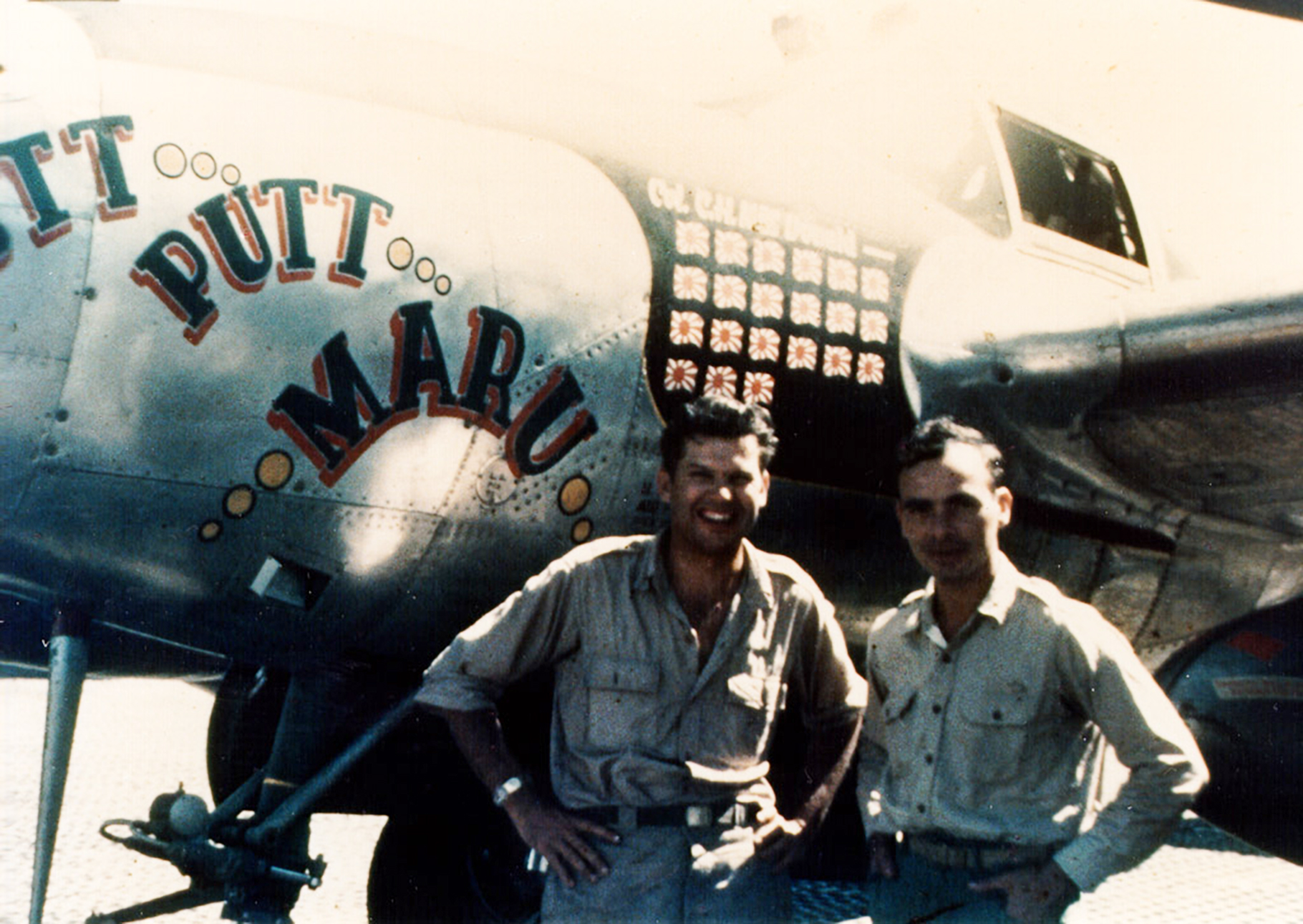 44-25471 P-38L Lightning 5AF 475FG432FS 100 Putt Putt Maru flown by Charles MacDonald Philippines 1944 01