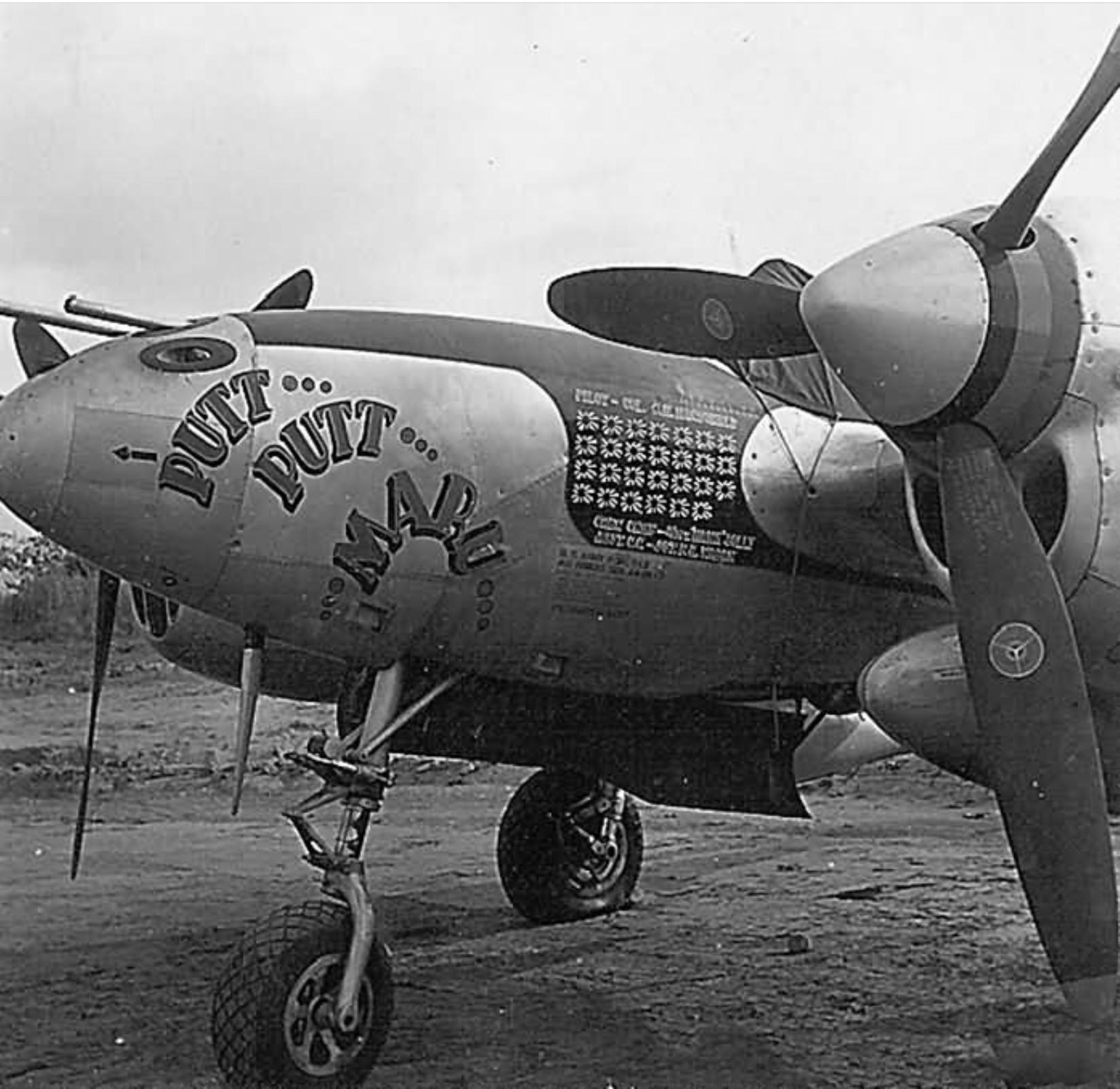 44-25471 P-38L Lightning 5AF 475FG432FS 100 Putt Putt Maru flown by Charles MacDonald Philippines 1944 03