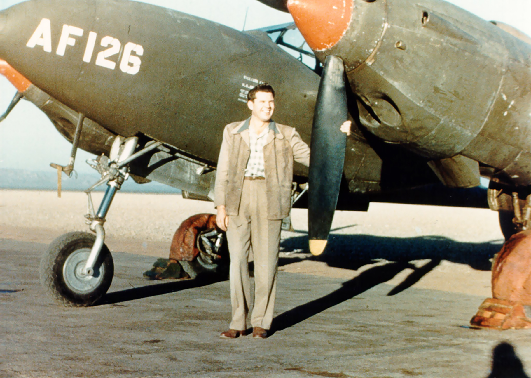 Lockheed P-38F Lightning 5AF 475FG new arrival 01