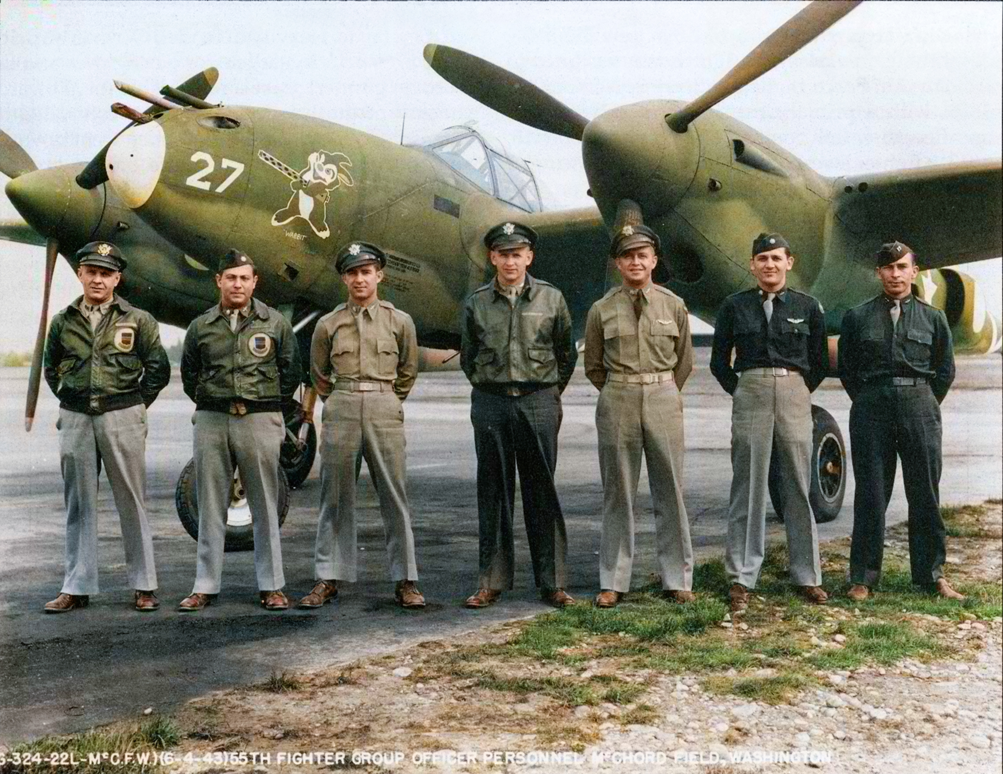43-2xxx P-38G Fighter 8AF 55FG38FS Wabbit with CO's of the 38FS and 55FG at McChord Field 4th June 1943 01
