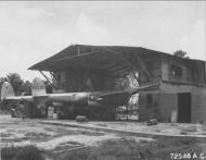 Asisbiz 42 68298 F-5B Lightning 8AF 7PG9PS under going maitenance at Barrackpore India 30th Jun 1944 01