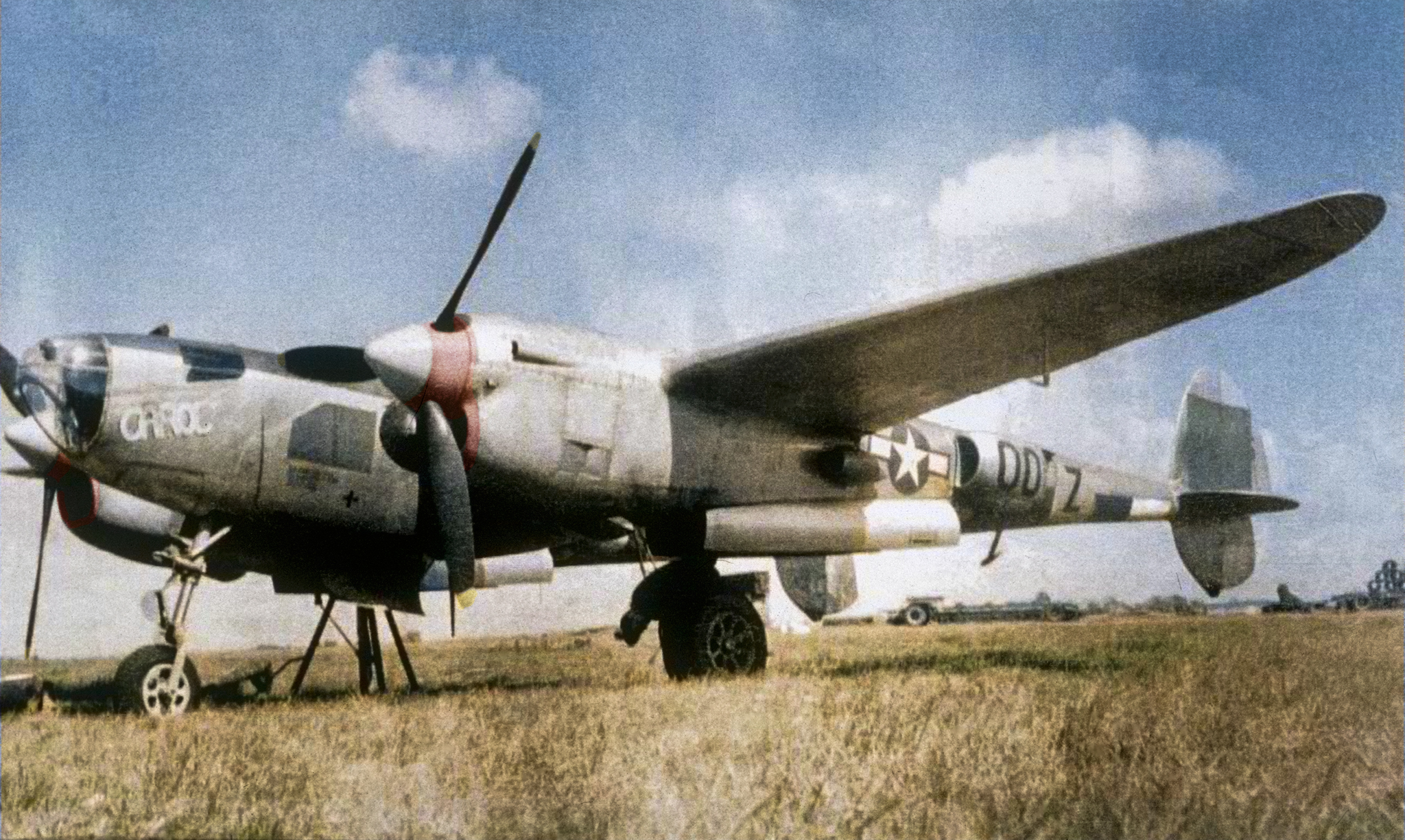 42-104075 P-38J Lightning 15AF 82FG96FS Droop Snoot OOZ Foggia Army Airfield Italy 1943 45 FRE 014593