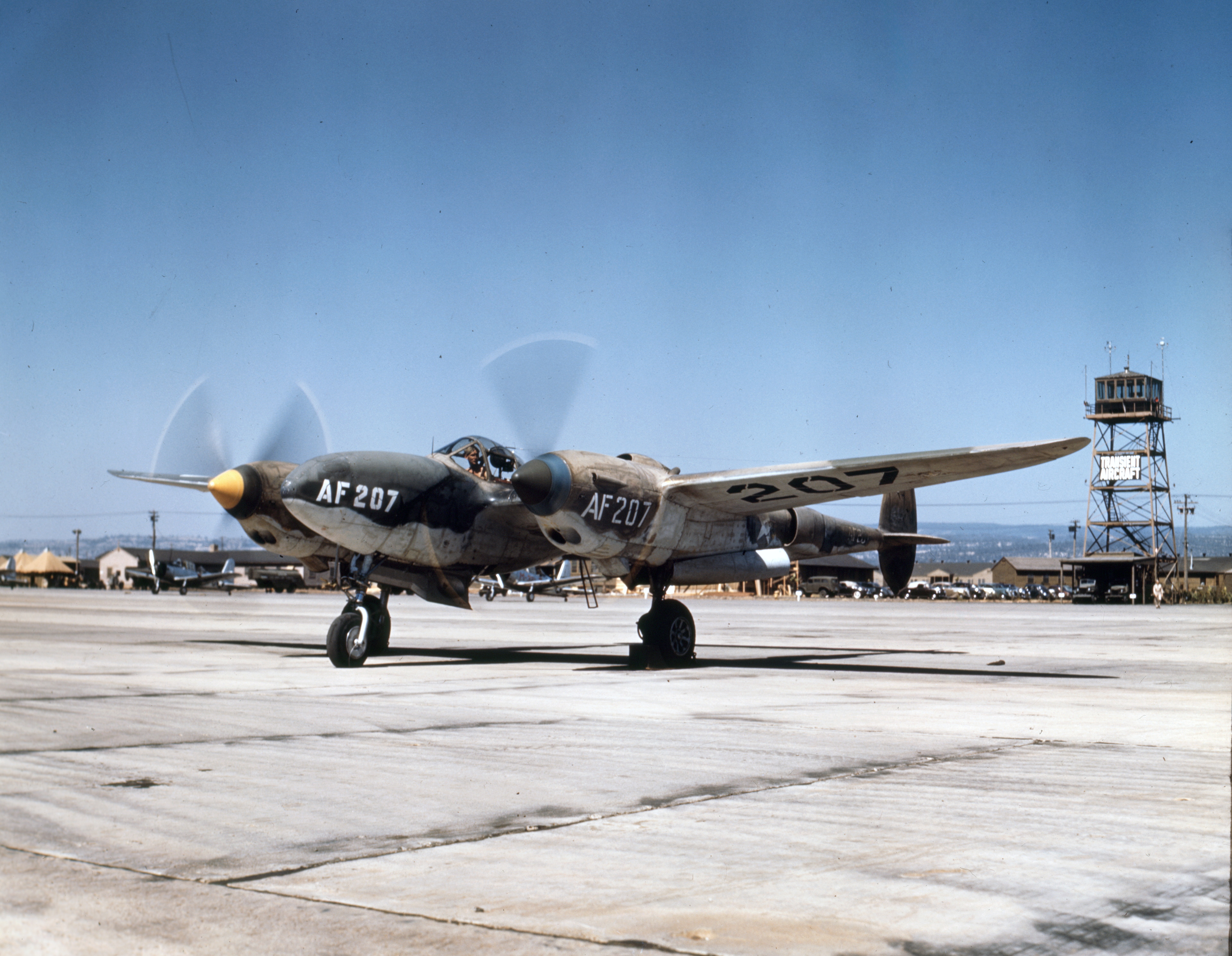Lend lease Lockheed P-38F Lightning MkI RAF serial AF207 used in flight training USA 01