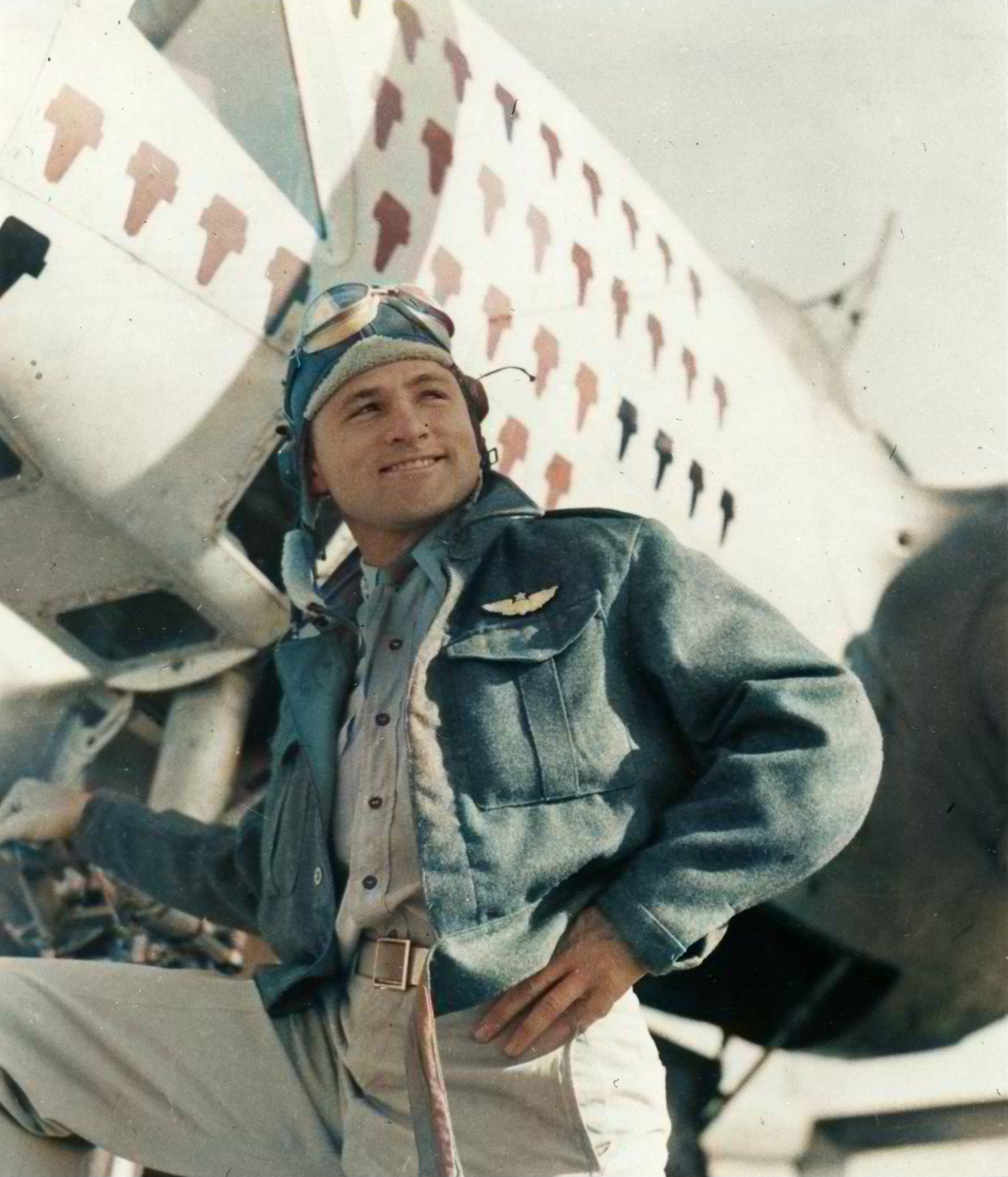 American 3PRG LtCol Leon Gray CO completed 73 missions during the Tunisian Pantalleria and Sicilian campaigns Oct 1943 to Jan 1944 01