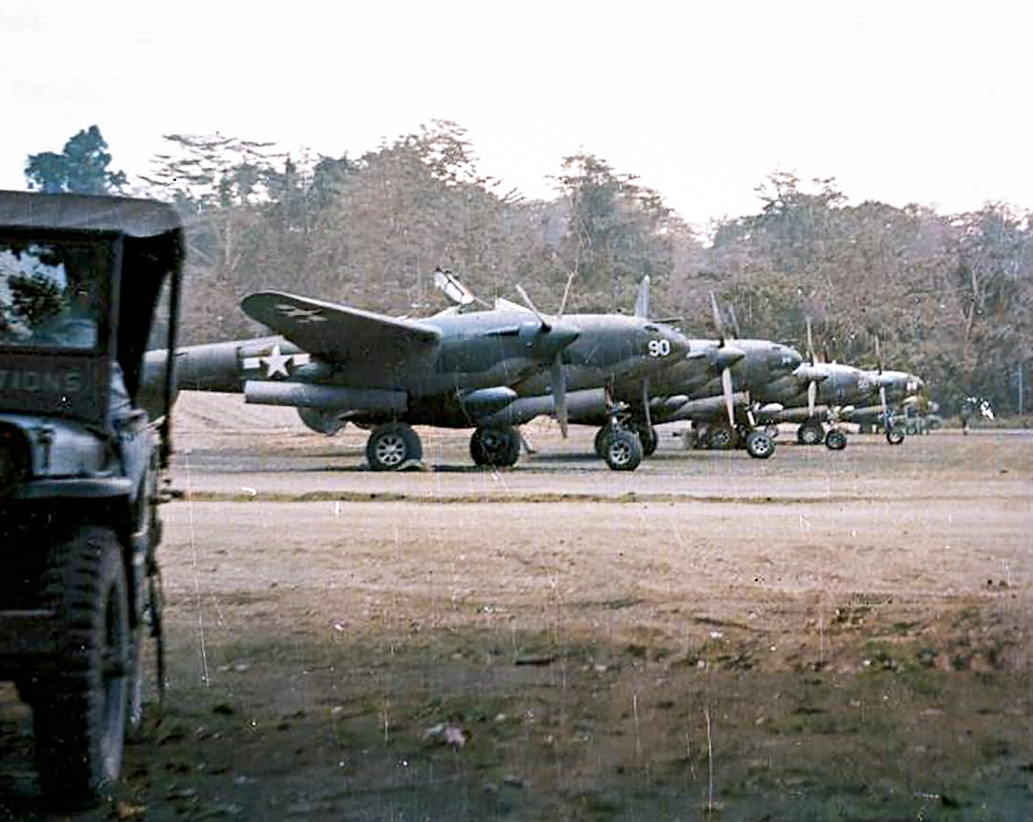 Lockheed P-38 Lightnings 5AF 49FG9FS based in Dobodura New Guinea May 1943 01
