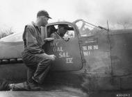 Asisbiz Bell P 39 Airacobra 7AF My Gal Sal IV with Maj Paul R Crawley at Haleiwa Oahu Hawaii NA694