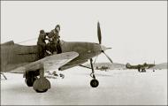 Asisbiz Bell P 39 Airacobra 19GvIAP 258IAD White 14 foreground Karelian Front 1943 01