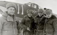 Asisbiz Bell P 39 Airacobra 352IAP 273IAD White 11 with pilots Belorussian Front 1944 01