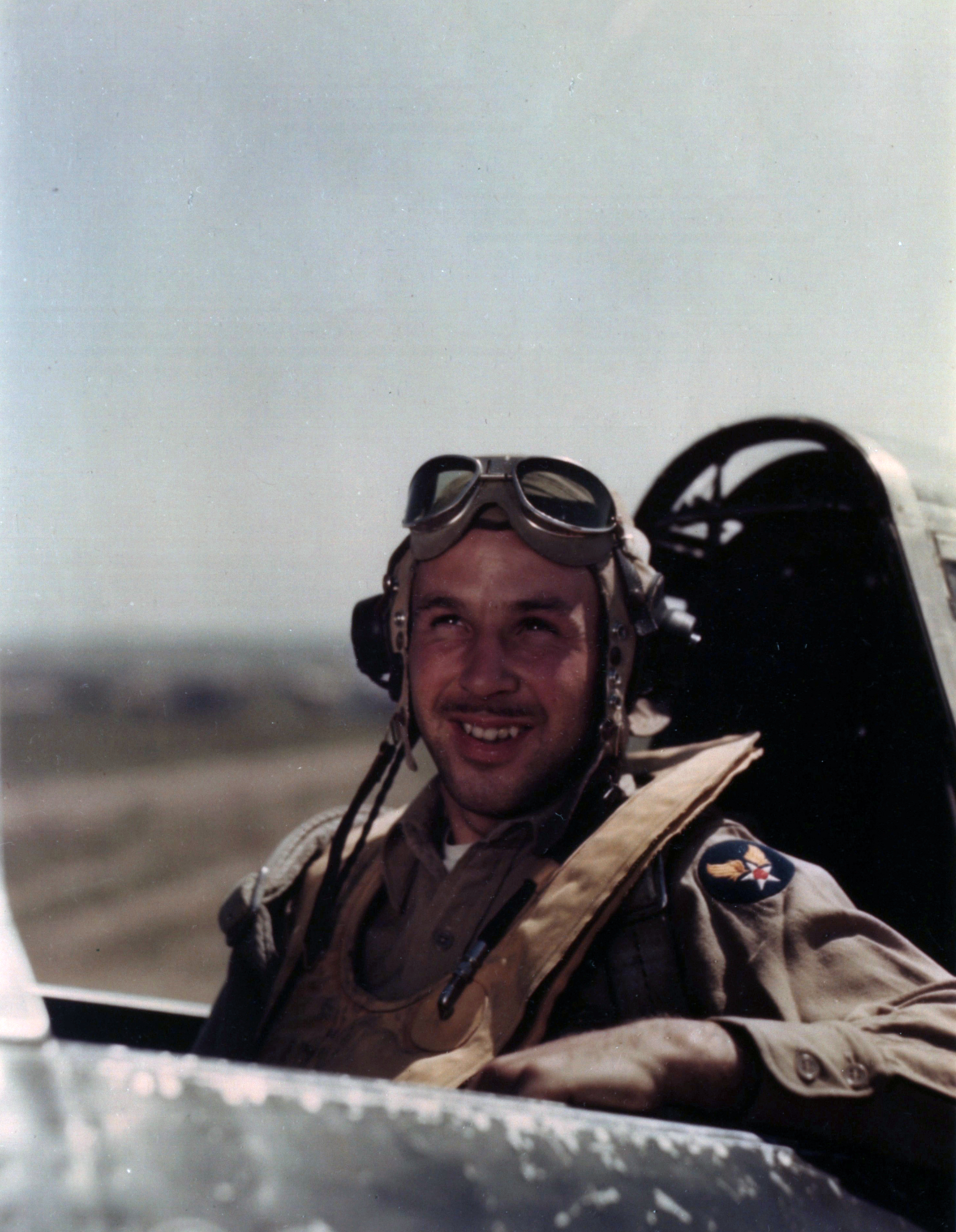 Aircrew USAAF 15AF 325FG P 47D Thunderbolt pilot 1Lt Doyle W Lott in Italy K2129