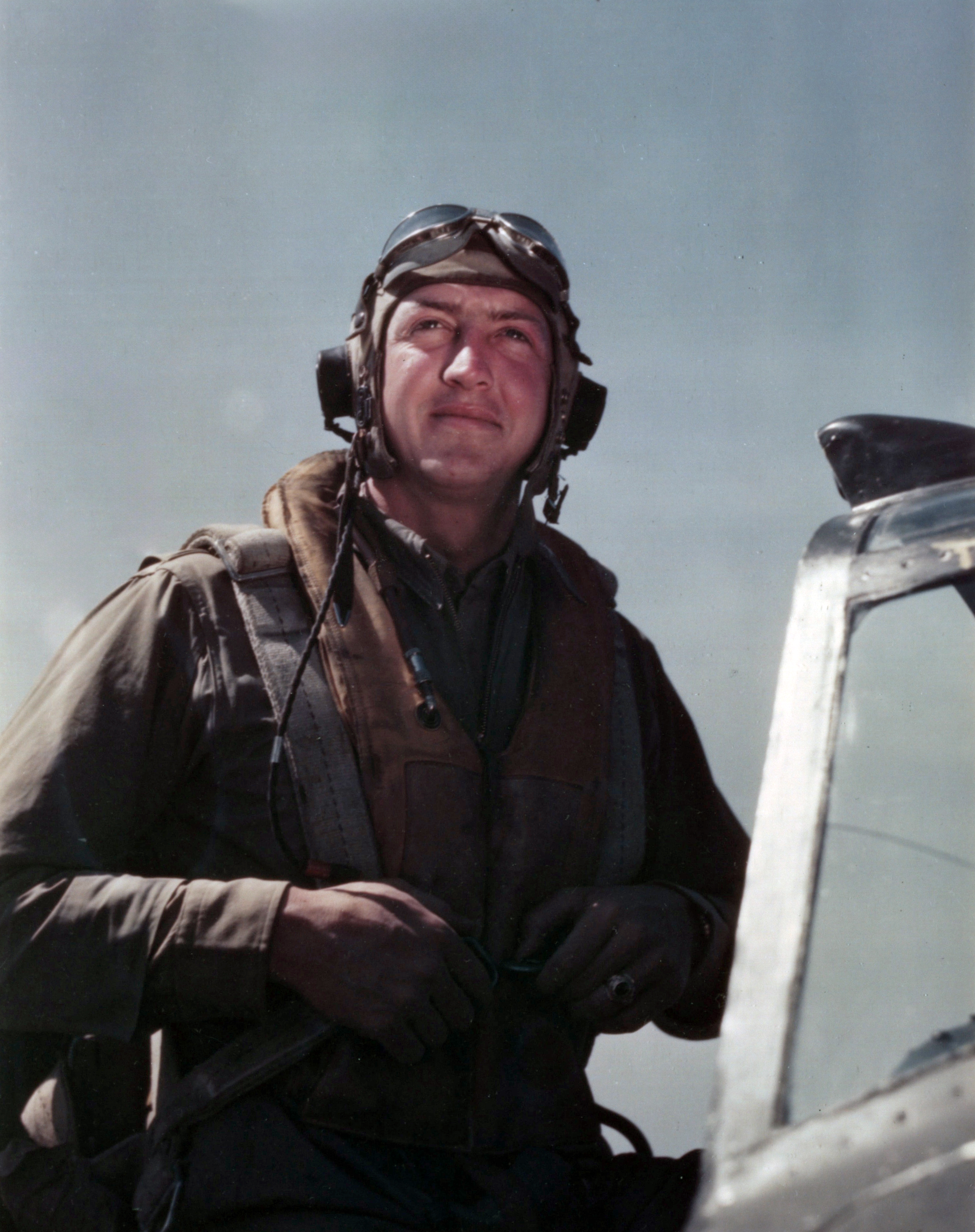 Aircrew USAAF 15AF 325FG P 47D Thunderbolt pilot 1Lt Robert M Barkley in Italy K2130