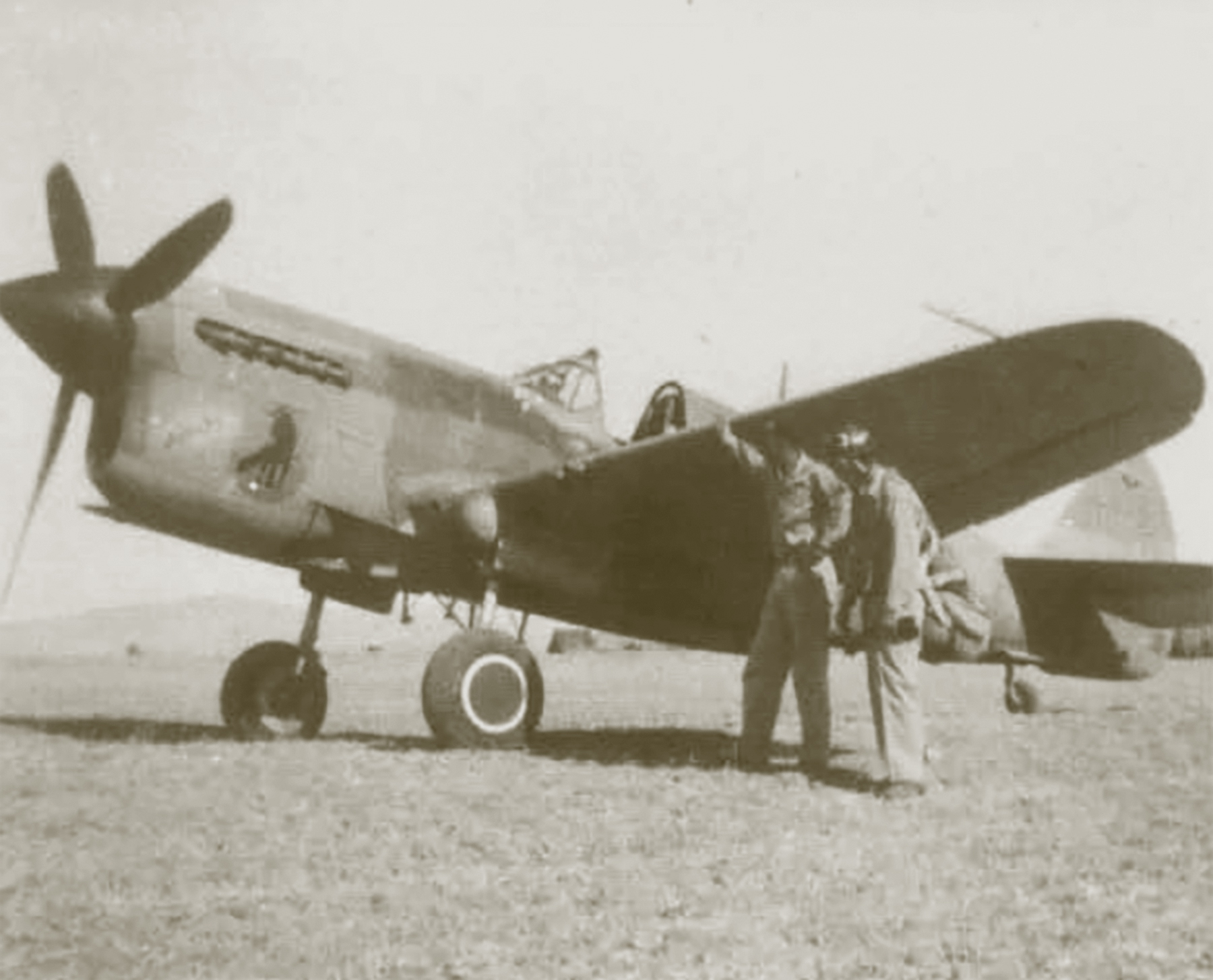 Asisbiz Curtiss P-40L Warhawk 325FG317FS White 17 Cecil O