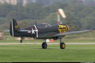Asisbiz Airworthy warbird Curtiss P 40M Warhawk 42 7490 G Kitt Berniec 01