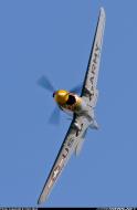 Asisbiz Airworthy warbird Curtiss P 40M Warhawk 42 7490 G Kitt Chris Muir 01