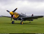 Asisbiz Airworthy warbird Curtiss P 40M Warhawk 42 7490 G Kitt Martin Stephen 01