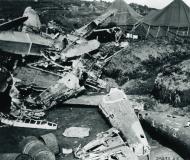Asisbiz IJAAF Nakajima A6M2N Zero float planes code name RUFE boneyard at Attu 1943 NA1160