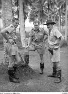Asisbiz Aircrew RAAF 100Sqn WCmdr JR Balmer 76Sqn SqnLdr Bluey KW Truscott 75sqn SqnLdr Les Jackson at Milne Bay Sep 1942 AMW 026642