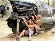 Asisbiz USAAF 41 5520 Curtiss P 40E Kittyhawk RAAF 76Sqn Tojos Jinx IB A29 34 at Strauss Field 1943 IWM