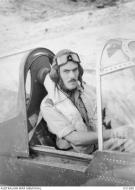 Asisbiz Curtiss P 40N Kittyhawk RAAF 78Sqn HUZ SqnLdr AH Brydon with Pistol Packin Mama A29 512 at Noemfoor 1944 AWM OG1696