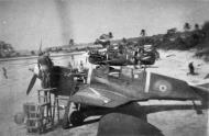 Asisbiz RNZAF Curtiss P 40 Kittyhawks being serviced on Espiritu Santo 02