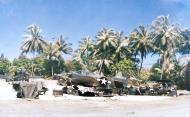 Asisbiz USAAF 42 46205 P 40K Warhawk 7AF engine change at O'Hara field Apamama Island Gilbert Islands Jan 1944 ASC1