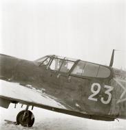 Asisbiz Curtiss P 40 Soviet 191GvIAP White 23 captured by Finnish forces at Valkjarvi 11th Dec 1943 14