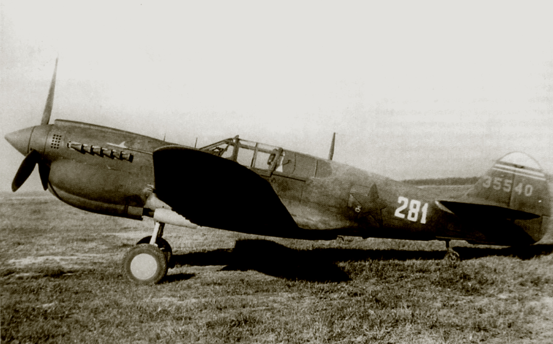 Curtiss-P-40M-Kittyhawk-USSR-White-281-R