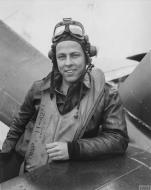 Asisbiz Aircrew USAAF 56FG Lt Arlington W Canizares with his P 47 Thunderbolt FRE2518