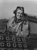 Asisbiz Aircrew USAAF 56FG63FS Captain Walker M Mahurin in his P 47 Thunderbolt FRE2530