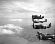 Asisbiz P 47 Thunderbolt 56FG61FS HV in line abreast formation 02
