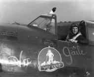 Asisbiz P 47D Thunderbolt 8AF 56FG63FS UNx Vee Gaile Maj Robert Eby England 01