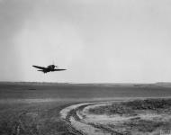 Asisbiz P 47D Thunderbolt 8AF 78th Fighter Group take off at Duxford 15th May 1943FRE3031