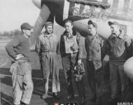 Asisbiz 44 13661 P 51D Mustang 20FG79FS MCW Sissie Capt James C Kirby England 01