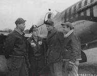 Asisbiz 44 14430 P 51D Mustang 20FG55FS KIF Capt Ralph I Bowman England 1944 01