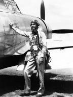 Asisbiz Aircrew USAAF 15AF 332FG99FS Tuskegee Airmen Capt Benjamin O Davis