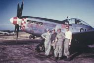 Asisbiz 44 72152 P 51D Mustang 339FG505FS 6NX Tar Heel Capt James R Starnes at Fowlmere 9th Mar 1945 FRE5989