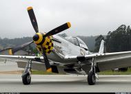 Asisbiz 44 1153 P 51D Mustang 353FG352FS SXA Warbird 01