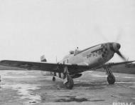 Asisbiz 44 14771 P 51D Mustang 353FG351FS YJL Willit Run (L R) England 1944 01