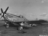 Asisbiz 44 15587 P 51D Mustang 355FG352FS SXU Stasia II Capt Anthony R Rosatone England 1944 01