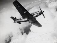 Asisbiz 44 72212 P 51D Mustang 353FG350FS LHO Prudence 7th Capt William F Tanner in flight 01