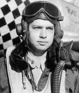 Asisbiz Aircrew USAAF 353FG350FS Capt Robert W Abernathy