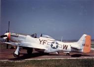 Asisbiz 44 11630 P 51K Mustang 355FG358FS YFW Little Plug aka Frances Ann (R) England 1944 01