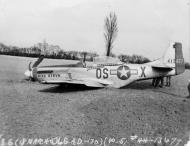 Asisbiz 44 13677 P 51D Mustang 355FG357FS OSX belly landed in England 1944 01
