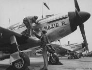 Asisbiz 42 103601 P 51C Mustang 357FG364FS C5C Maize R at Yoxford Jun 1944 0A