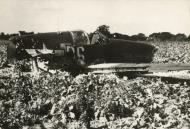 Asisbiz 43 6510 P 51B Mustang 357FG363FS B6Q Dam Phy No (L R) Lt Norbert Fisher crashed on take off 18th Sep 1944 WIA FRE12265