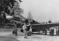 Asisbiz P 51B Mustang 357FG under going maintenance England 27 March 1944