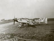 Asisbiz 44 13389 P 51D Mustang 4FG335FS WDW Capt Frank C Jones at Debden 01