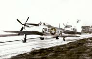 Asisbiz 44 14110 P 51D Mustang 4FG334FS QPR Sprutz Lt Timothy Cronin at Hardwick circa Dec 1944 01